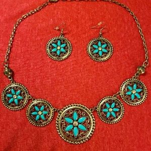 Necklace and earing set